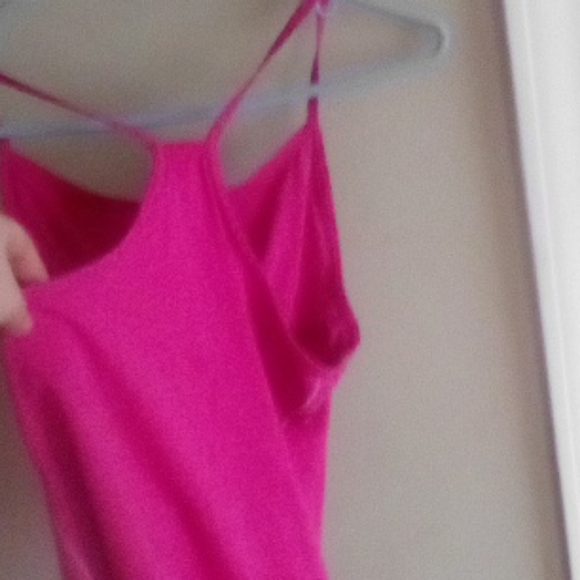 Nike tank size large - Picture 3 of 3